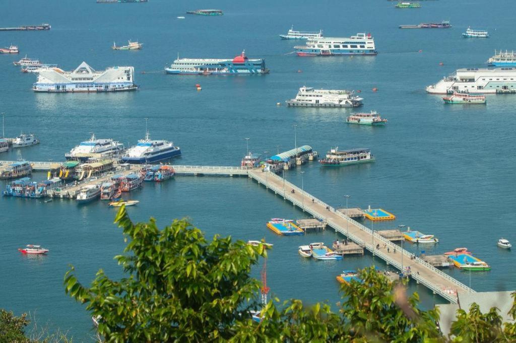 P.72 Hotel Pattaya Eksteriør bilde