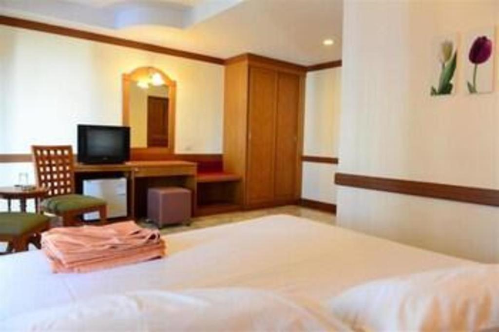 P.72 Hotel Pattaya Eksteriør bilde