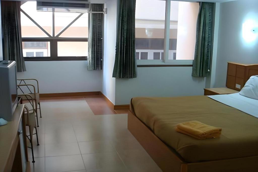 P.72 Hotel Pattaya Eksteriør bilde