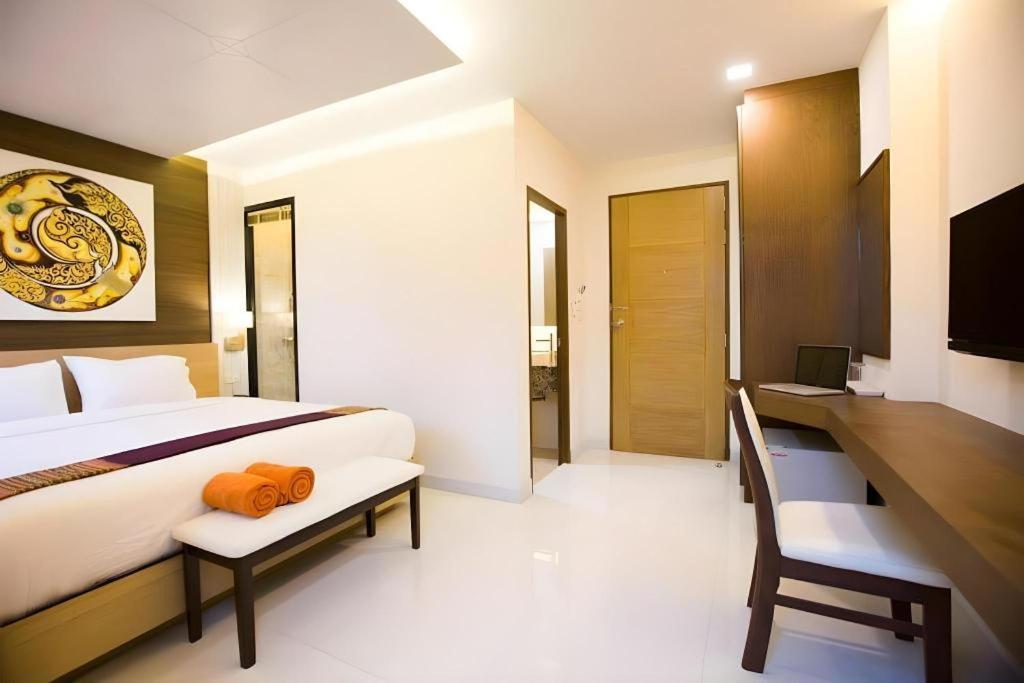P.72 Hotel Pattaya Eksteriør bilde