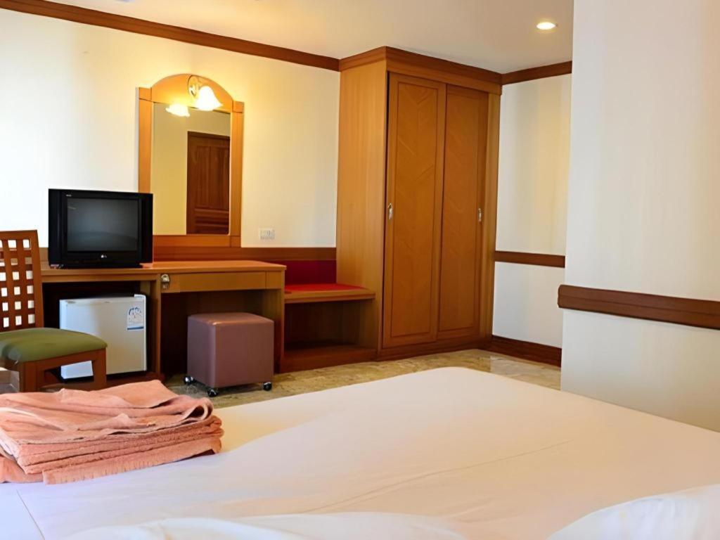 P.72 Hotel Pattaya Eksteriør bilde