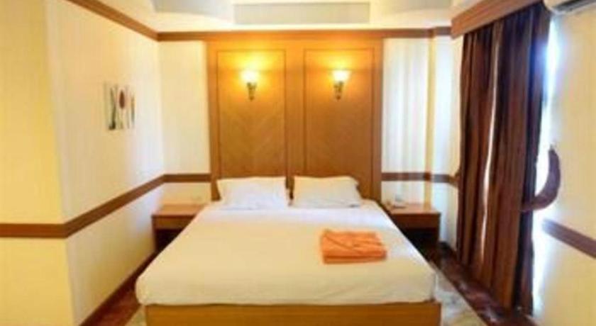 P.72 Hotel Pattaya Eksteriør bilde